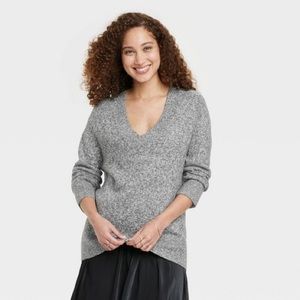 A New Day Women's V-Neck Tunic Sweater - Charcoal